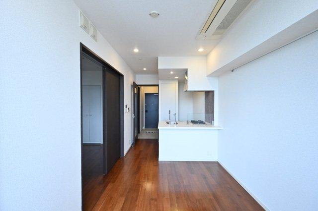 クオリア神南フラッツ806の室内4