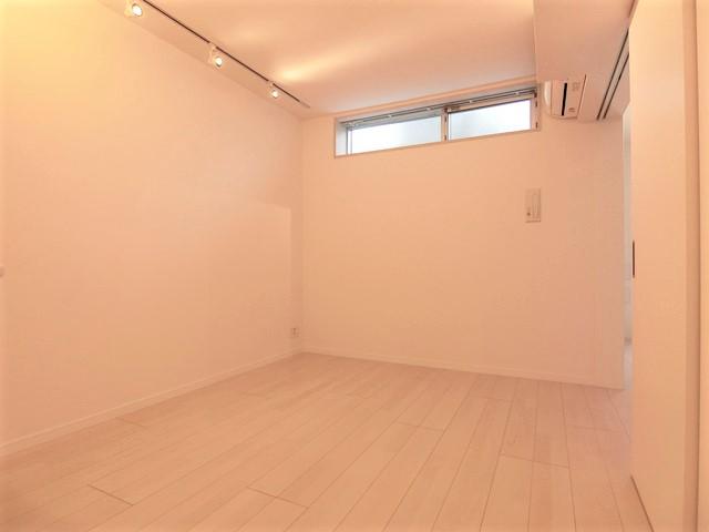 Nanpeidai Hilltiop House（南平台ヒルトップハウス）102の室内2