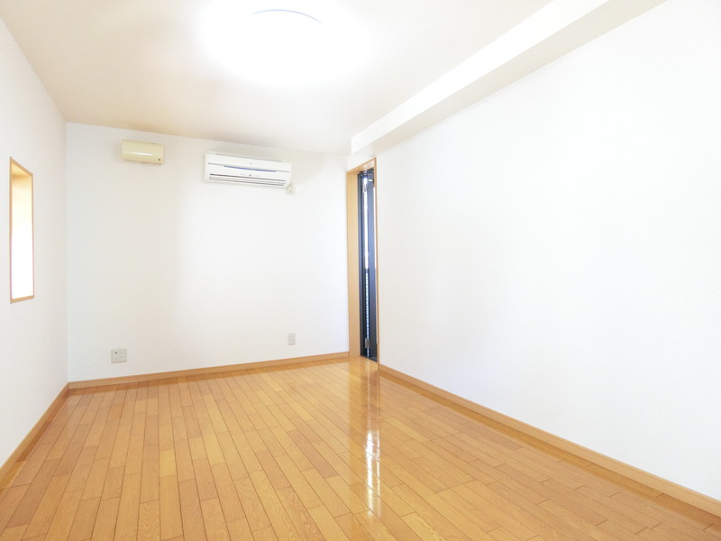アイコート三軒茶屋201の室内1