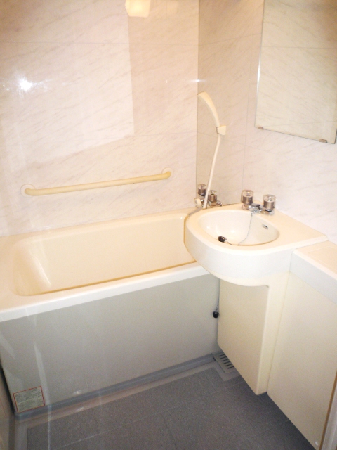 マイキャッスル中目黒Ⅲ505の室内7