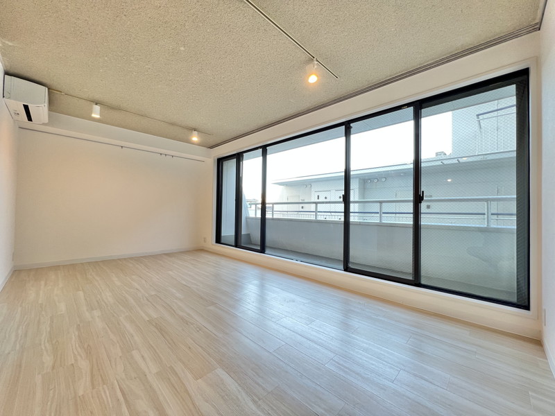 グリーンヒル鷹番310の室内1