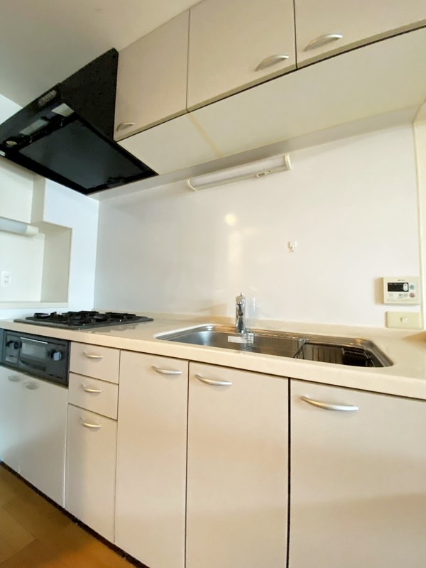 目黒第８コーポ510の室内3