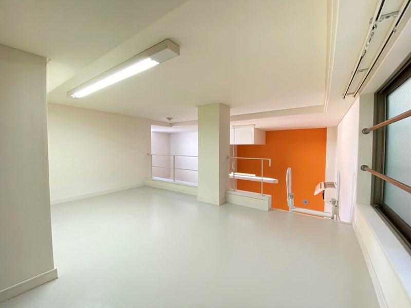グランエッグス三軒茶屋102の室内1