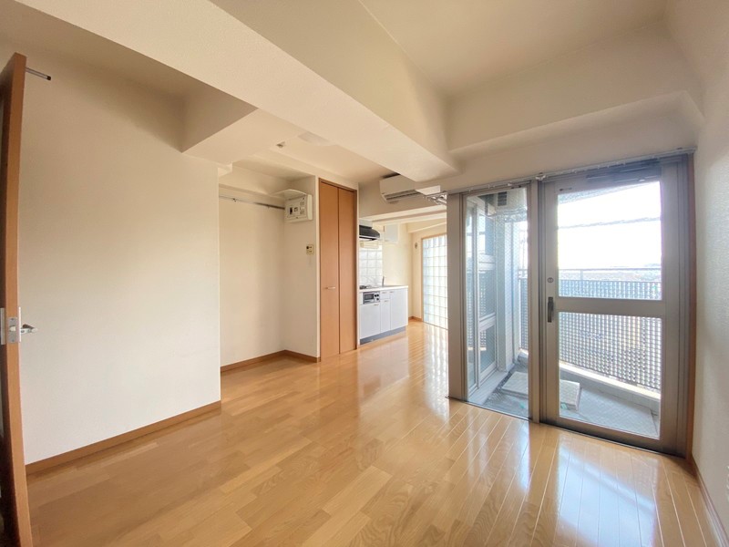 ベルグレードK402の室内1