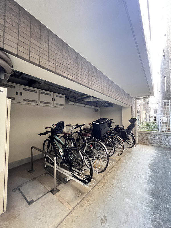 ビューネ渋谷桜丘504の室内3