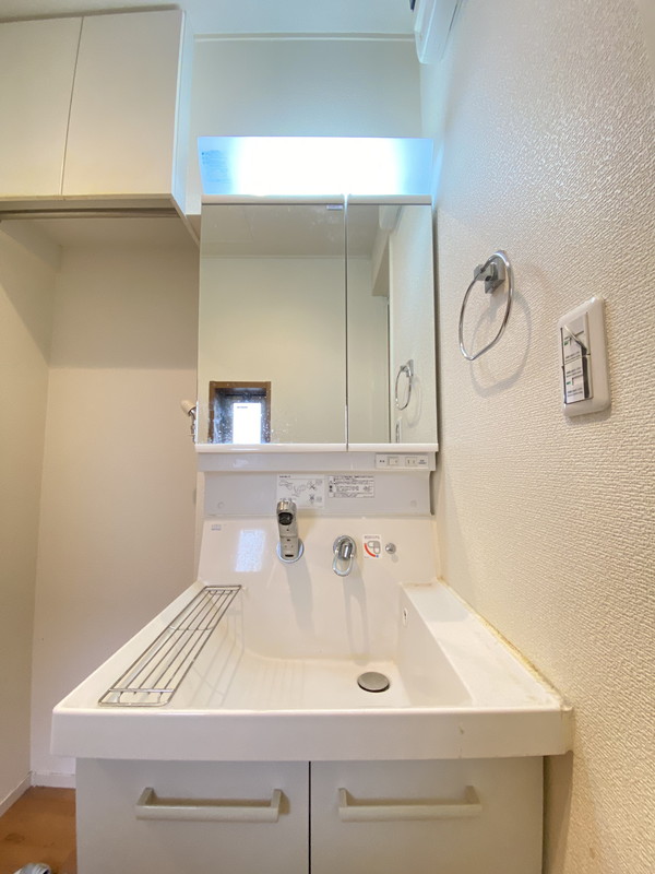 WHITE HILL (ホワイトヒル)202の室内5