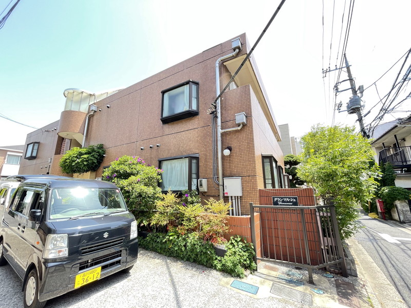 グランマルシェ003の外観