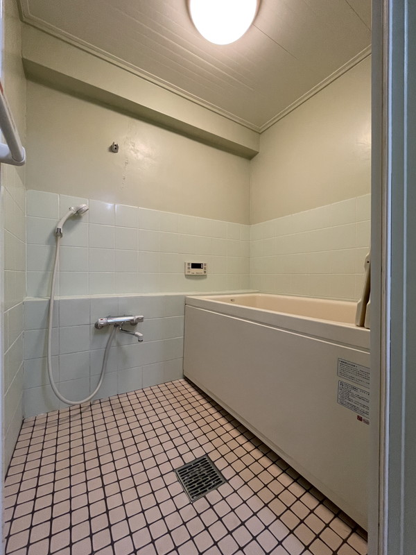 秀和目黒清水池レジデンス404の室内11