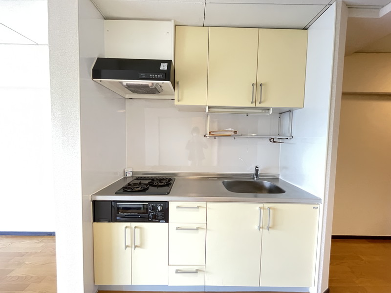 秀和目黒清水池レジデンス404の室内3