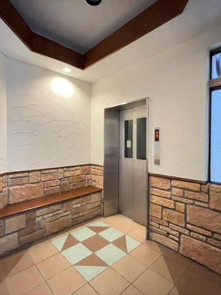 ロイヤルガーデン恵比寿公園通り602の室内5