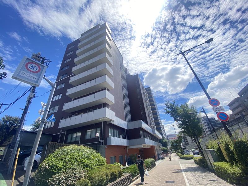 大永初台マンション1001の外観