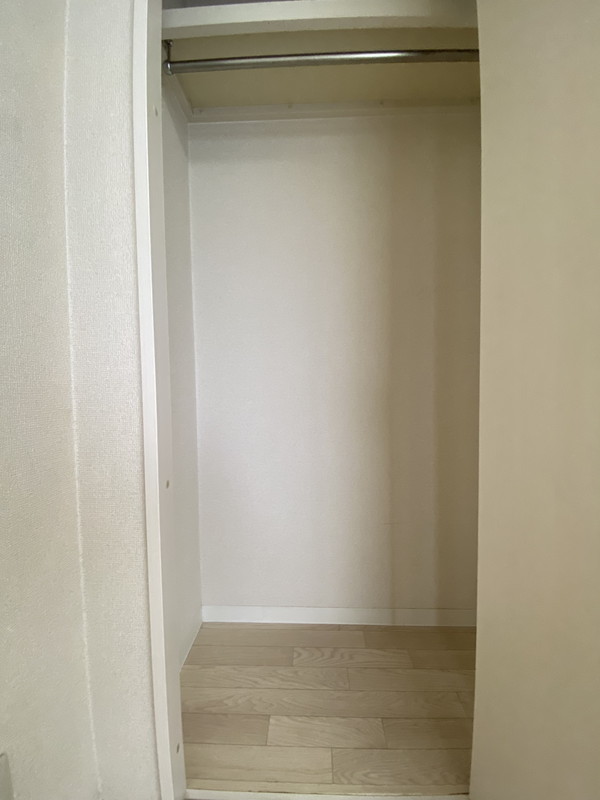 メゾン・ド・クリスタル207の室内9