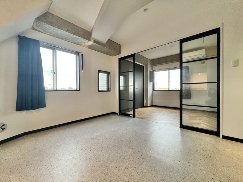 ロイヤルパーク駒沢402の室内2