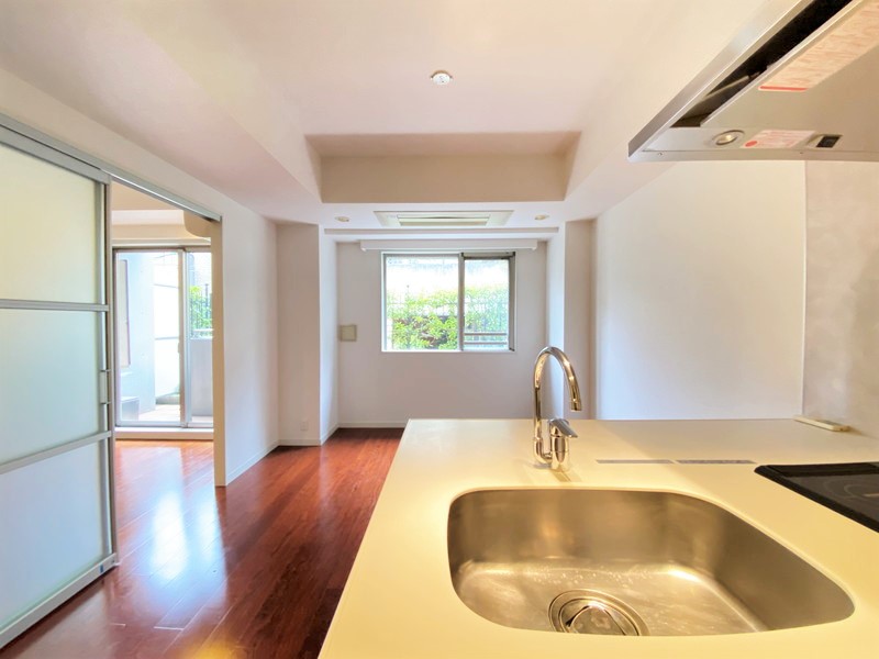 パシフィックレジデンス目黒三田203の室内1