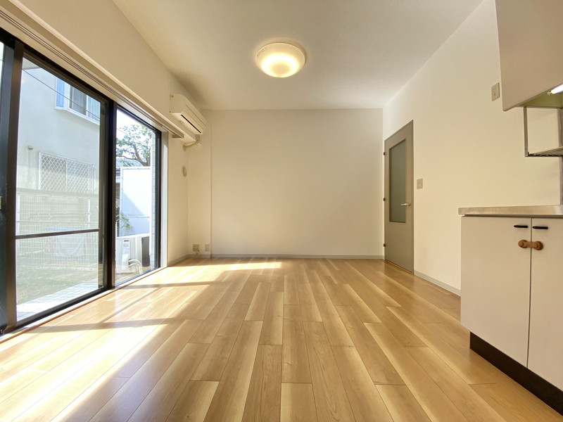 コスモリード三軒茶屋102の室内17