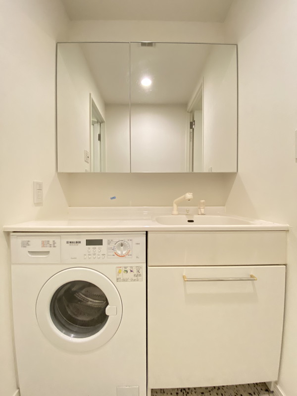 GAキューブひかりの室内6