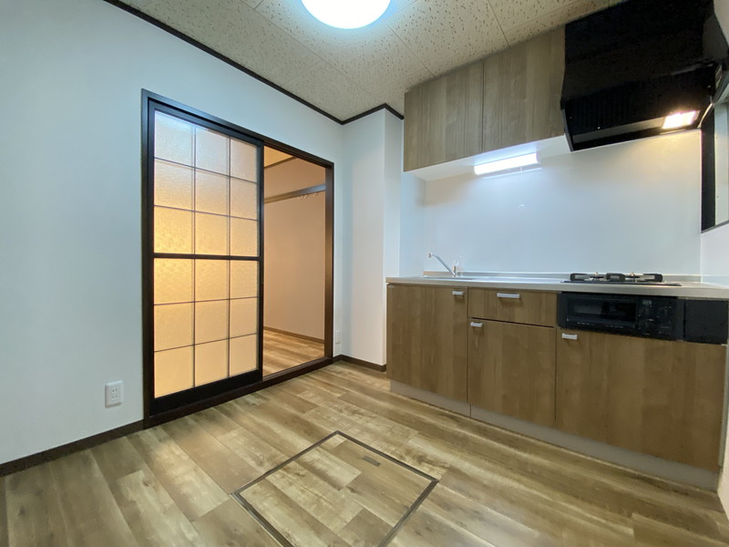 メゾンドコルテA棟102の室内6