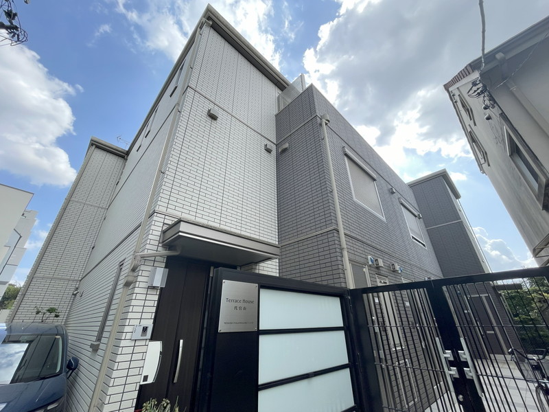 テラスハウス代官山301の外観