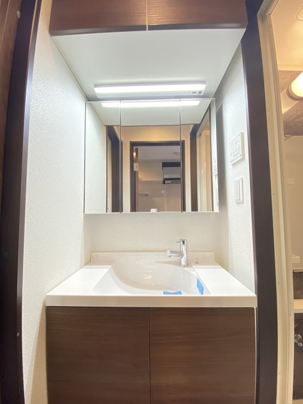 グランヒルレジデンス目黒大橋0402の室内3