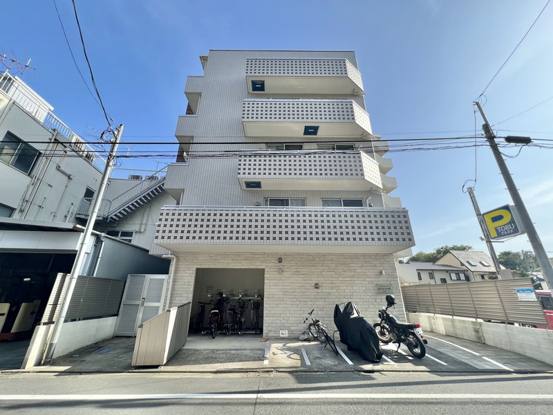 ブランドール都立大501の外観