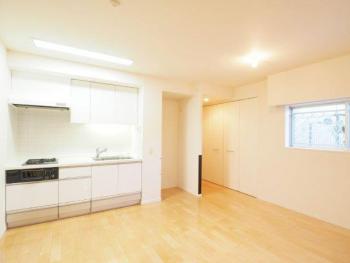 パークキューブ学芸大学307の室内3