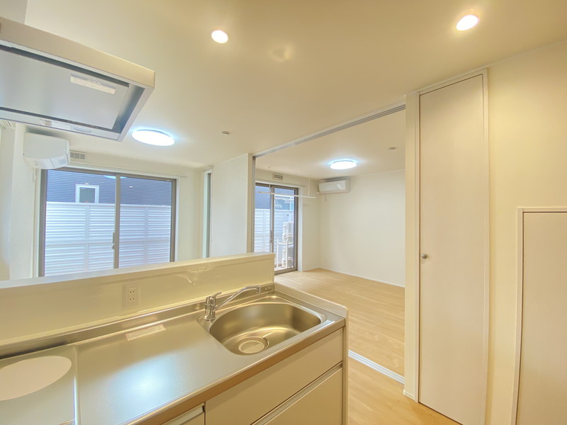 ブランメゾン三軒茶屋102の室内1