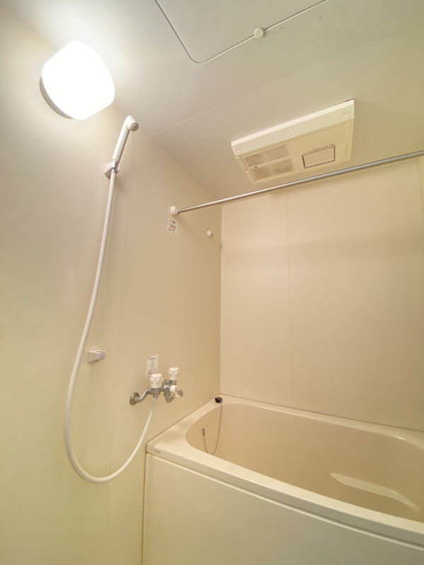 若林ポイント402の室内6