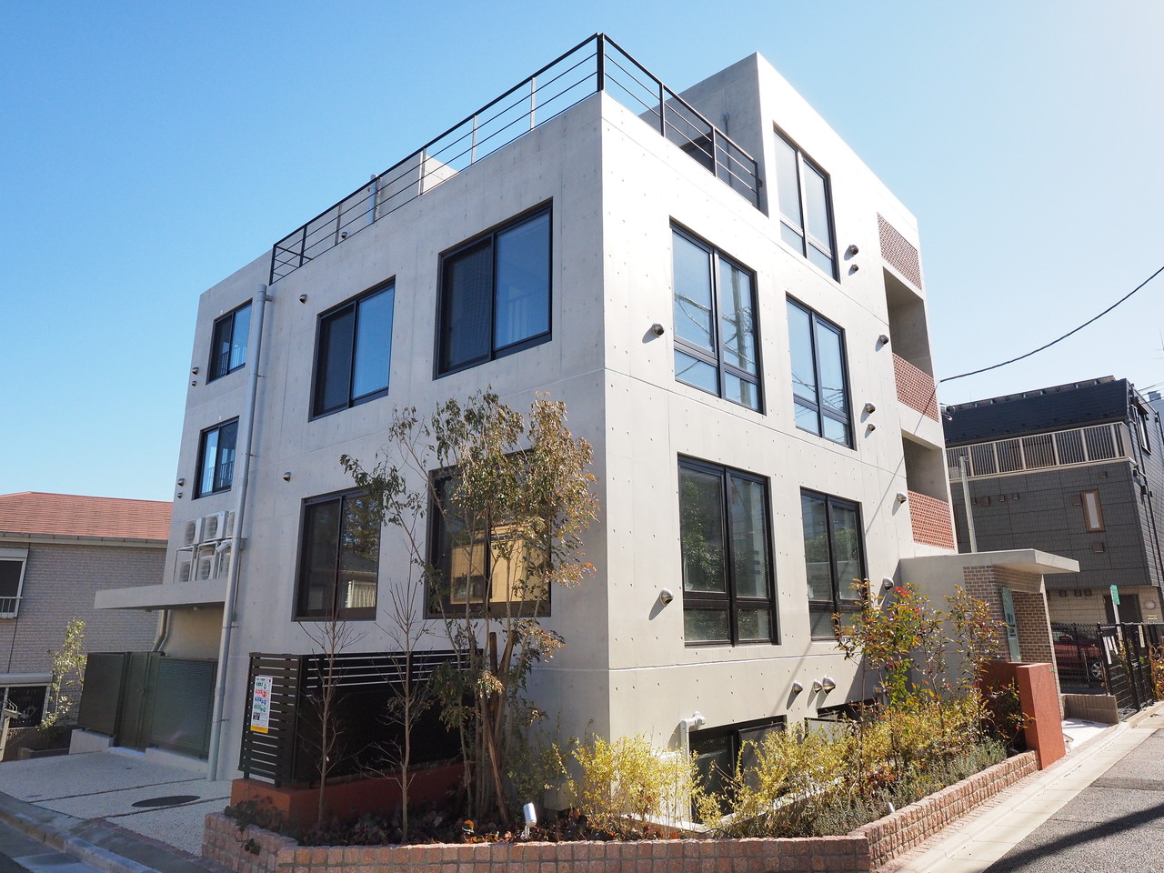 ウェルスクエアイズム三軒茶屋403の室内1