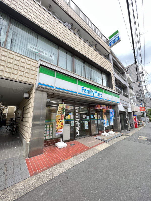 グランドコンシェルジュ用賀アジールコート304の室内3