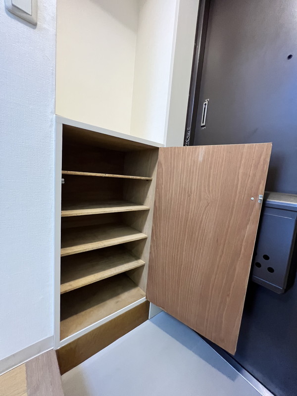 クレッセント東山306の室内4
