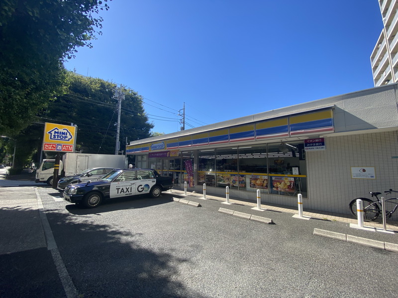 クレッセント東山306の室内17