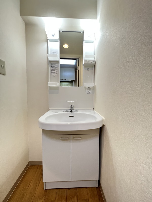クレッセント東山306の室内7