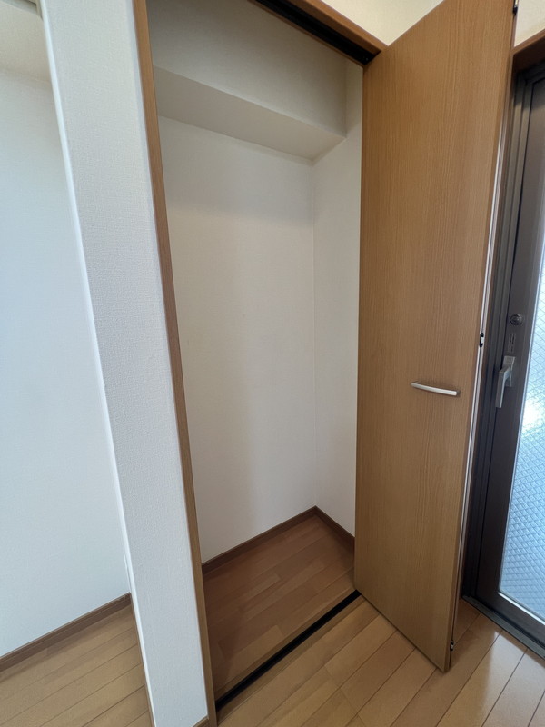 YMコート402の室内13