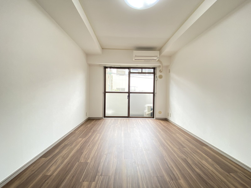 サンロイヤル東山　206の室内2