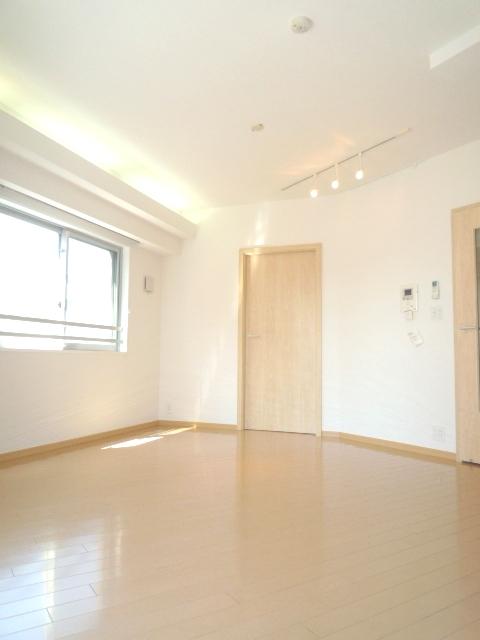 レジディア三軒茶屋806の室内11