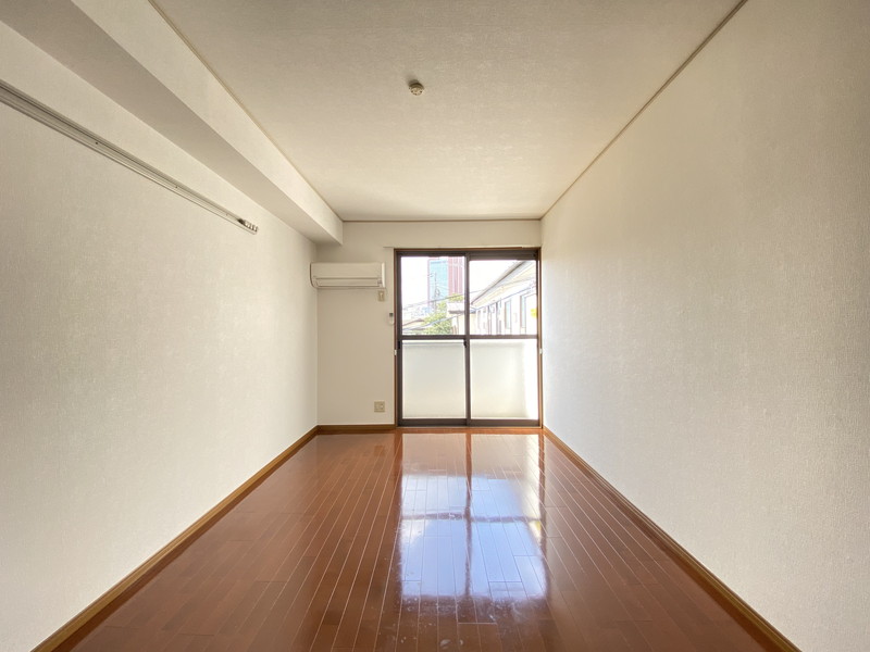 グランシューズ世田谷202の室内1