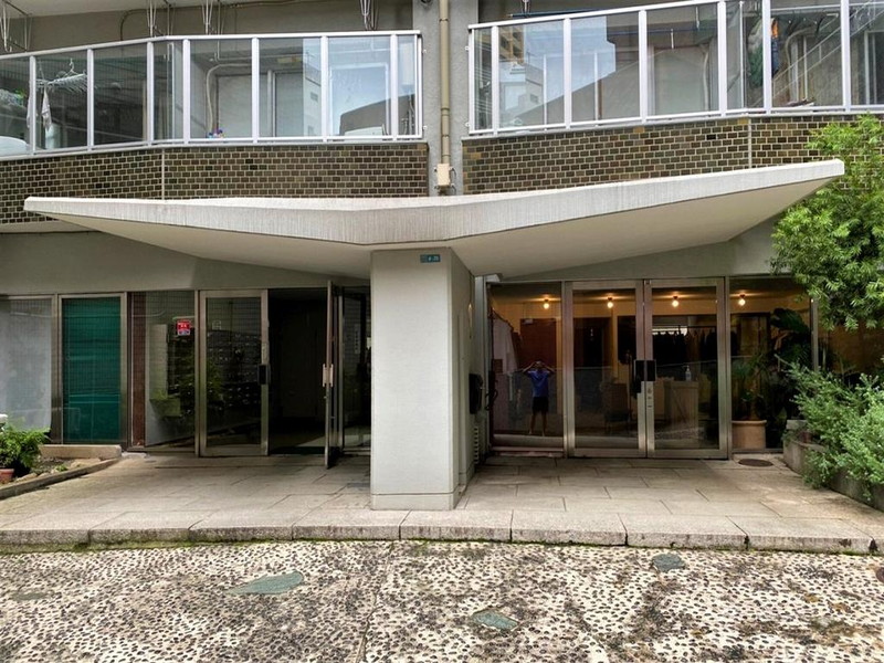 サードリハイツ本館702の室内2