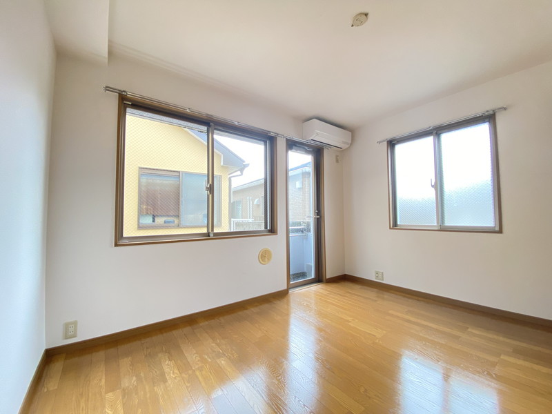 ラフィーネマリ201の室内2