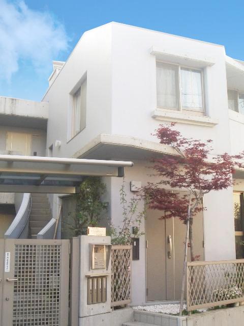 ラフィーネマリ201の外観