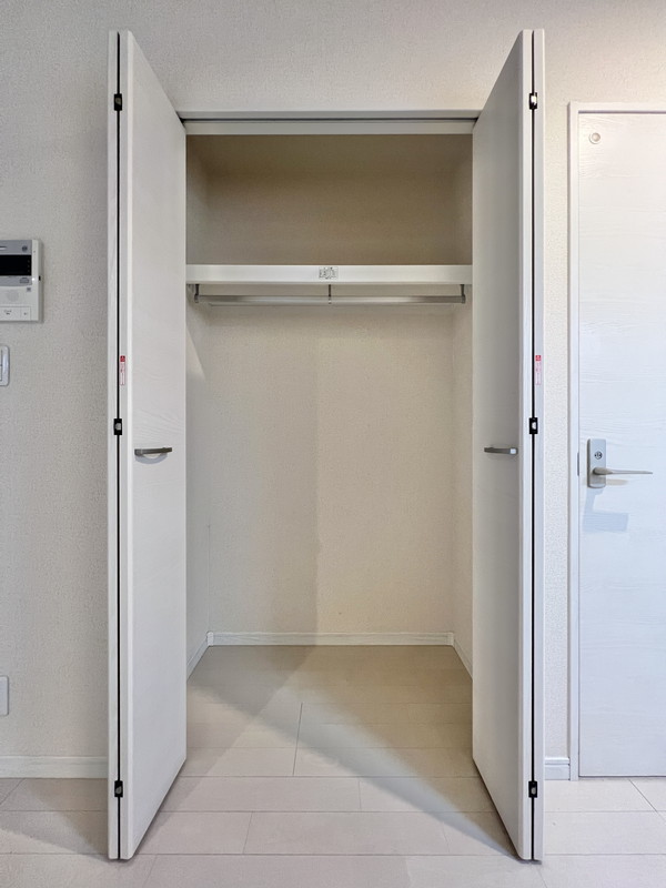 ブリステラス学芸大学前102の室内8