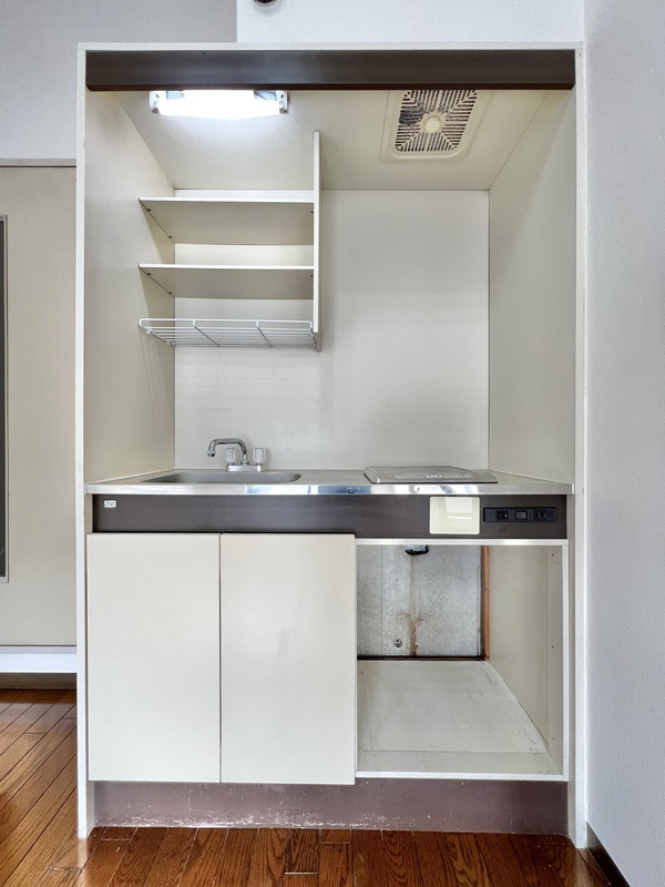 クレッセント三軒茶屋302の室内6