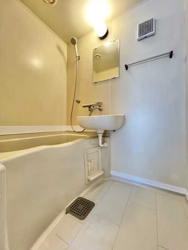 クレッセント三軒茶屋302の室内5