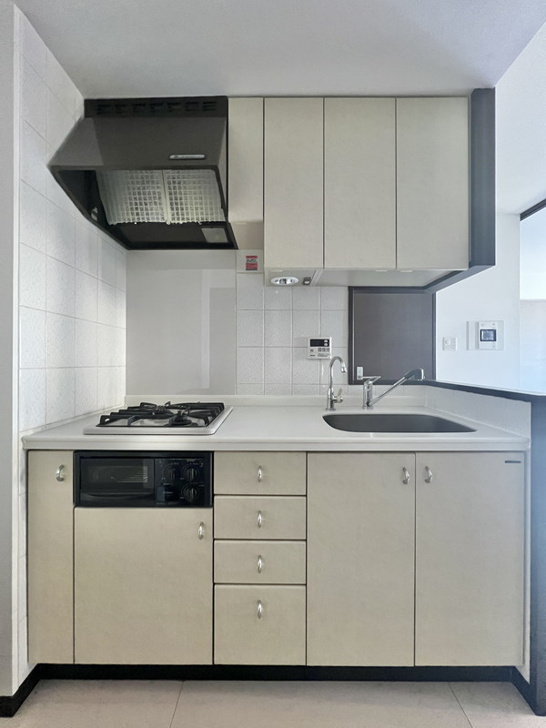 フリーディオ広尾南404の室内7