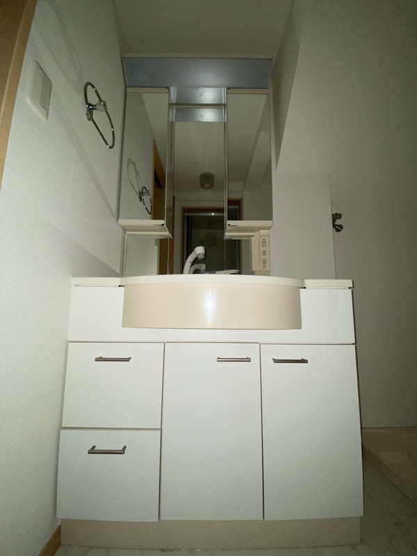 オーキッドコート鷹番105の室内7