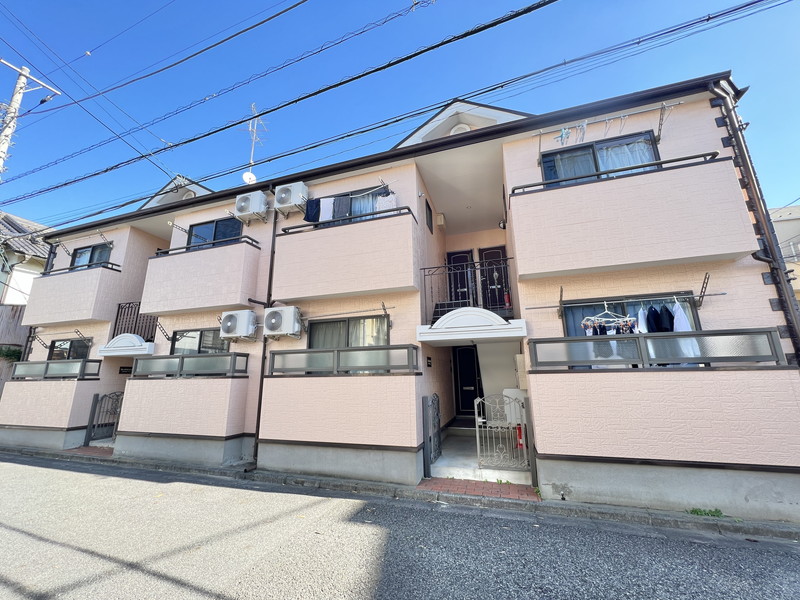 クレストヒルズ203の外観