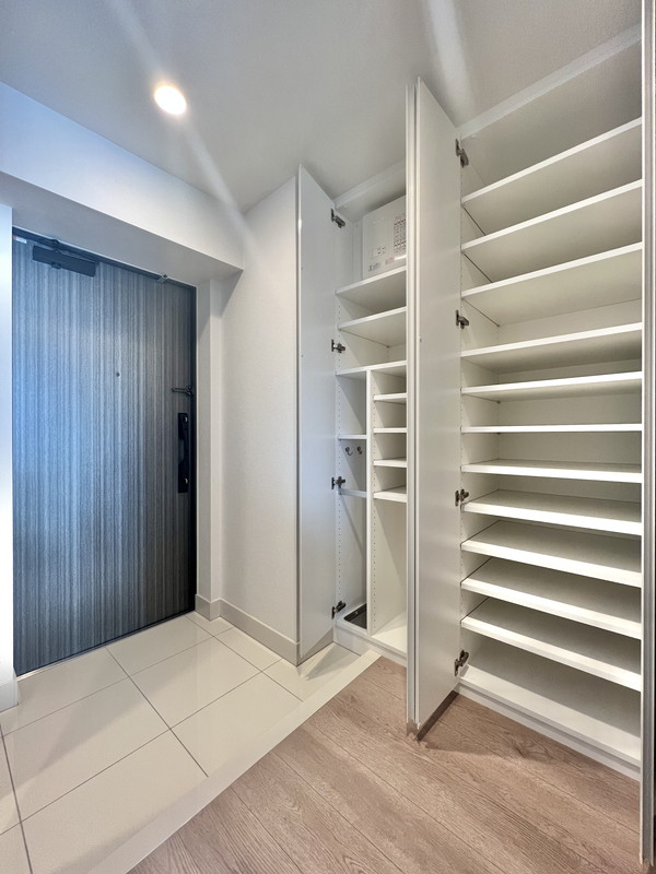 シーズンフラッツ柿の木坂701の室内12