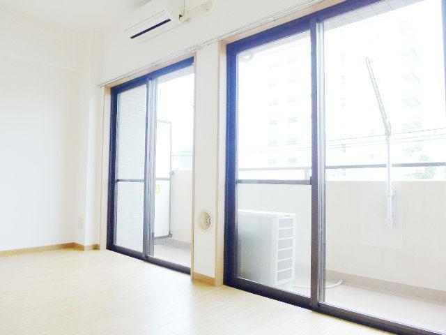 ハイシティ目黒弐番館701の室内1