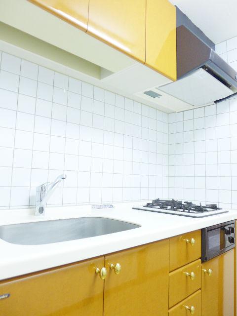 ハイシティ目黒弐番館701の室内3