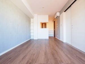 ウェルスクエアイズム三軒茶屋306の室内2