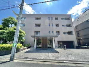 セラフィータ世田谷302の室内1